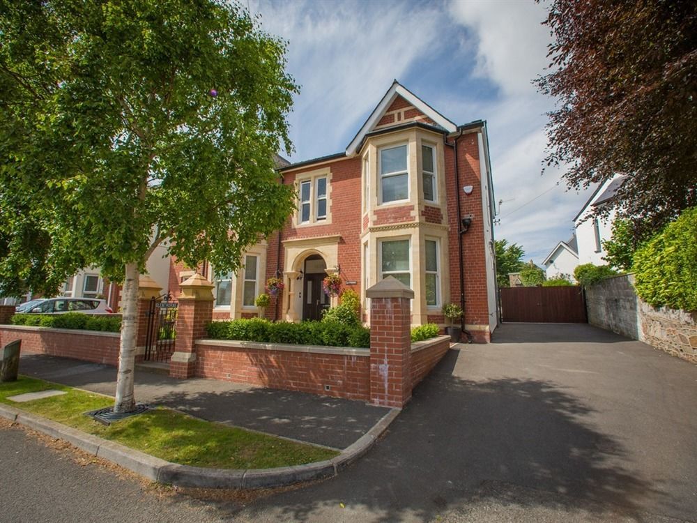 Studios At Glenthorne Merthyr Tydfil Exterior photo